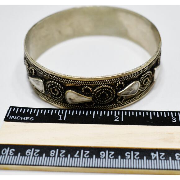 Vintage Silver Tone Wide Bangle, White Enamel, 1970s - Picture 9 of 10